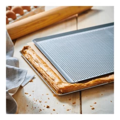 Alternative view of Plaque De Cuisson Perforée Inox 40 X 30 Cm De Buyer